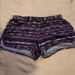 Aeropostale funky pattern shorts